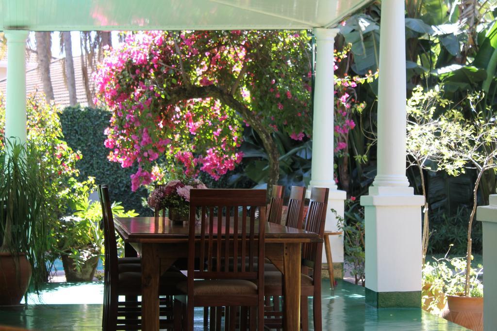 York Lodge Harare Esterno foto